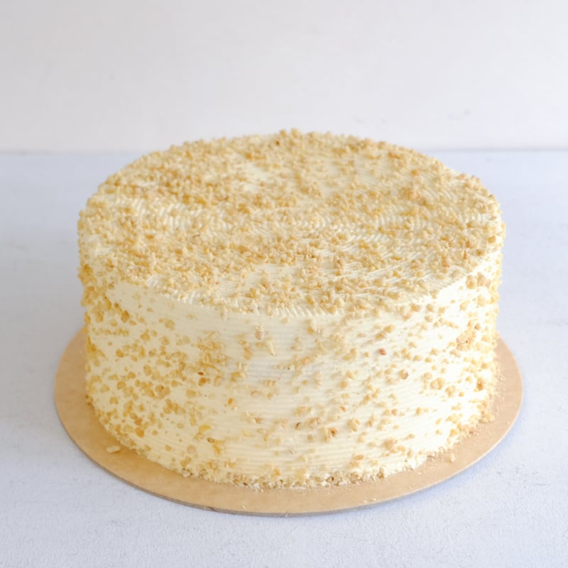 Classic Sansrival Cake