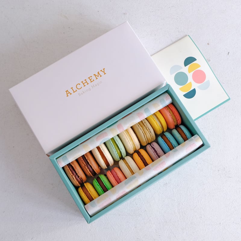 French Macarons (16pcs)