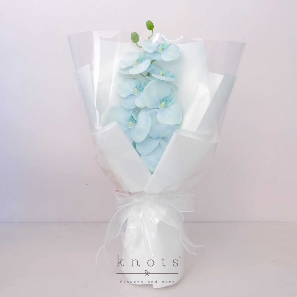 Avery (Arfifcial Flower Bouquet)