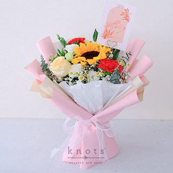 Fiery Aries (Peach Rose and Sunflower Bouquet)