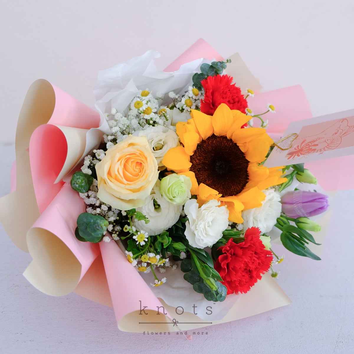 ASBQ2505-Fiery-Aries-Sunflower-BouquetA_1200