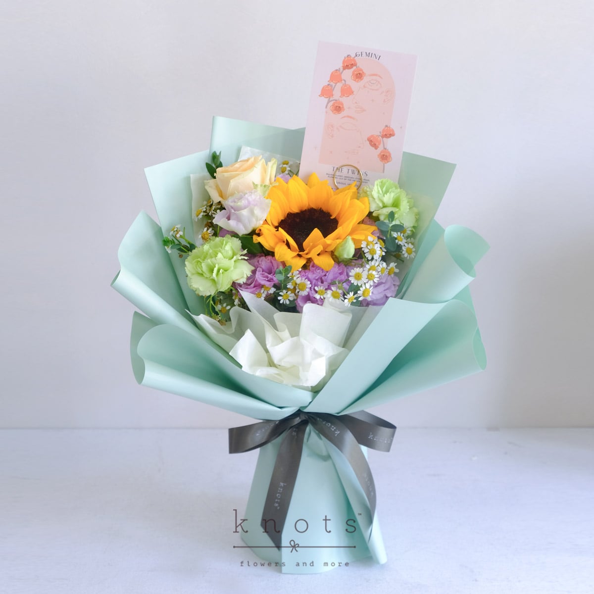 Gemini Garden (Sunflower Bouquet)