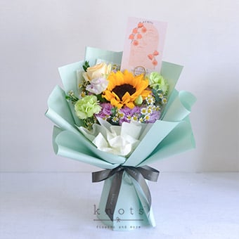 Gemini Garden (Sunflower Bouquet)