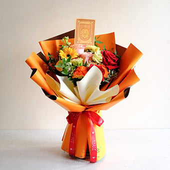 Solar Majesty (Leo Mixed Flower Bouquet)