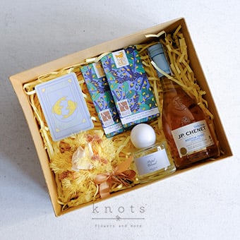 Celestial Tide (Pisces Gift Box)