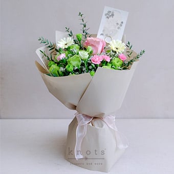 Allison Capricorn (Pink Rose, and White Gerbera Bouquet)