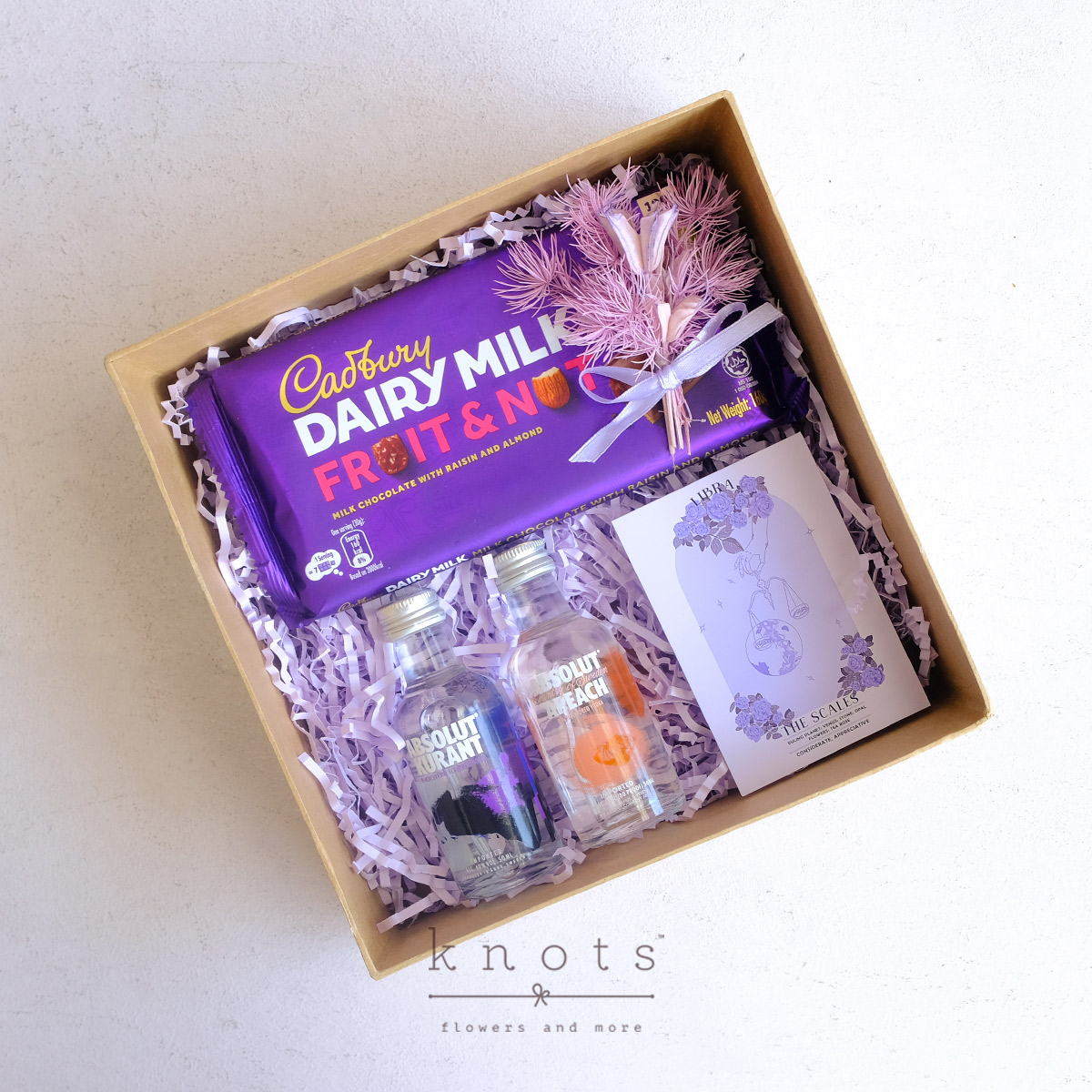 Scarlet Libra (Gift Box)