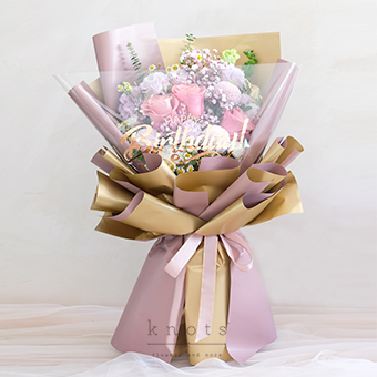 Casabella (Pink Ecuadorian Roses Birthday Bouquet)