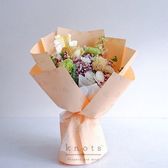 Birthday Bash (Peach Roses and Green Carnations Birthday Bouquet)