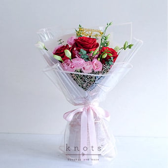 Rose Diamond (Red Ecuadorian Roses Birthday Bouquet)