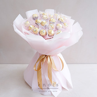 Divine Temptation (24 Ferrero Rocher Chocolate Bouquet)