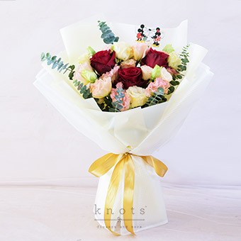 True Love Exists (Red Ecuadorian Roses Bouquet)