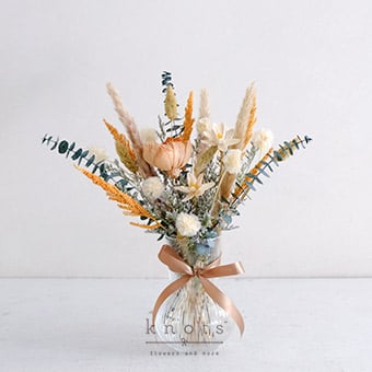 Terra Bloom (Dried Flower Arrangement)