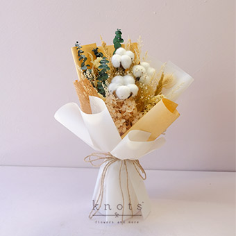 Hopelessly Devoted (Dried and Preserved Bouquet)