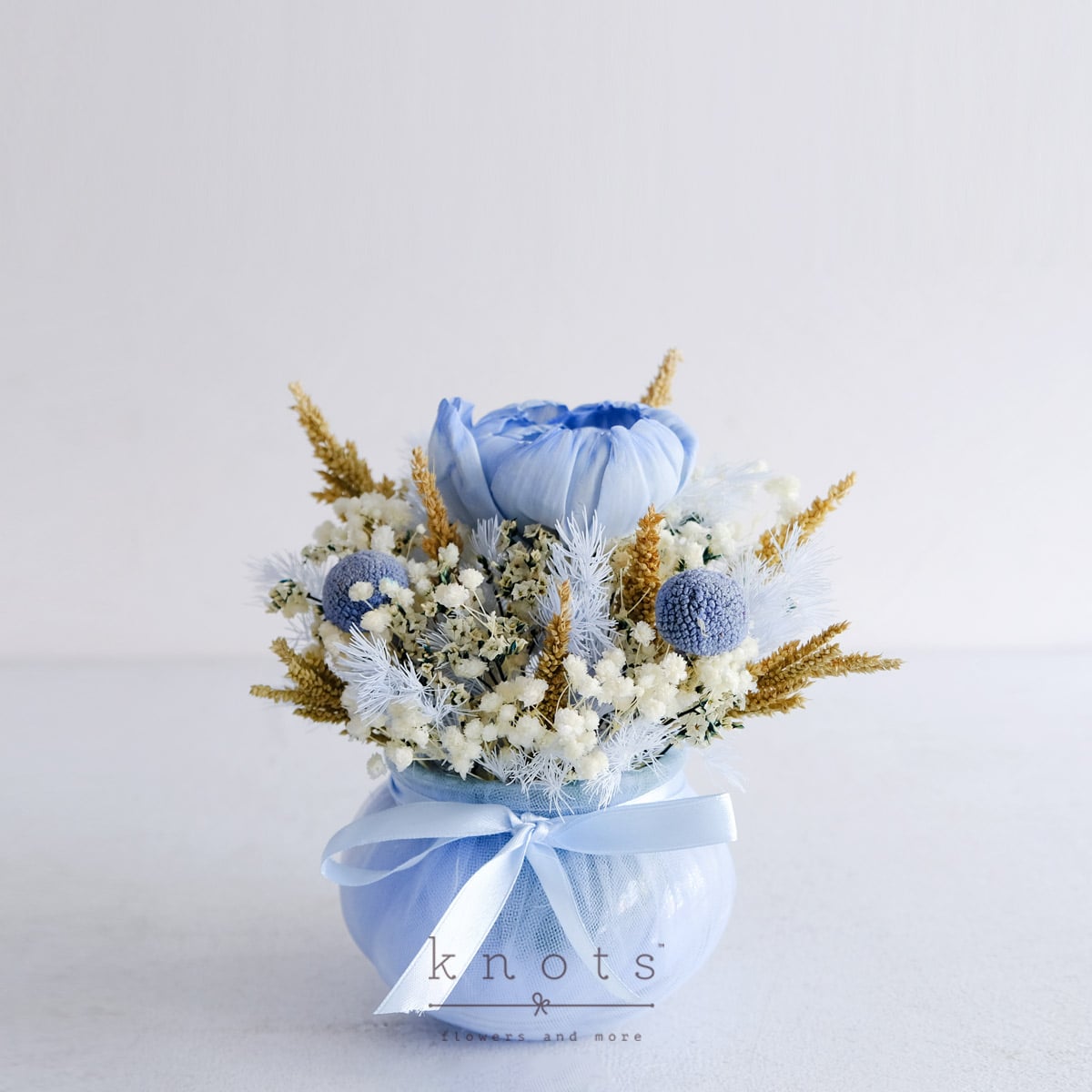 Celestial Charm (Dried Flower Arrangement)