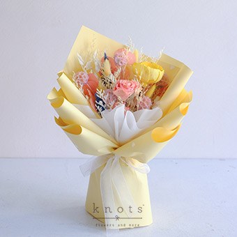 Blushing Sunshine (Dried and Preserved Flower Bouquet)