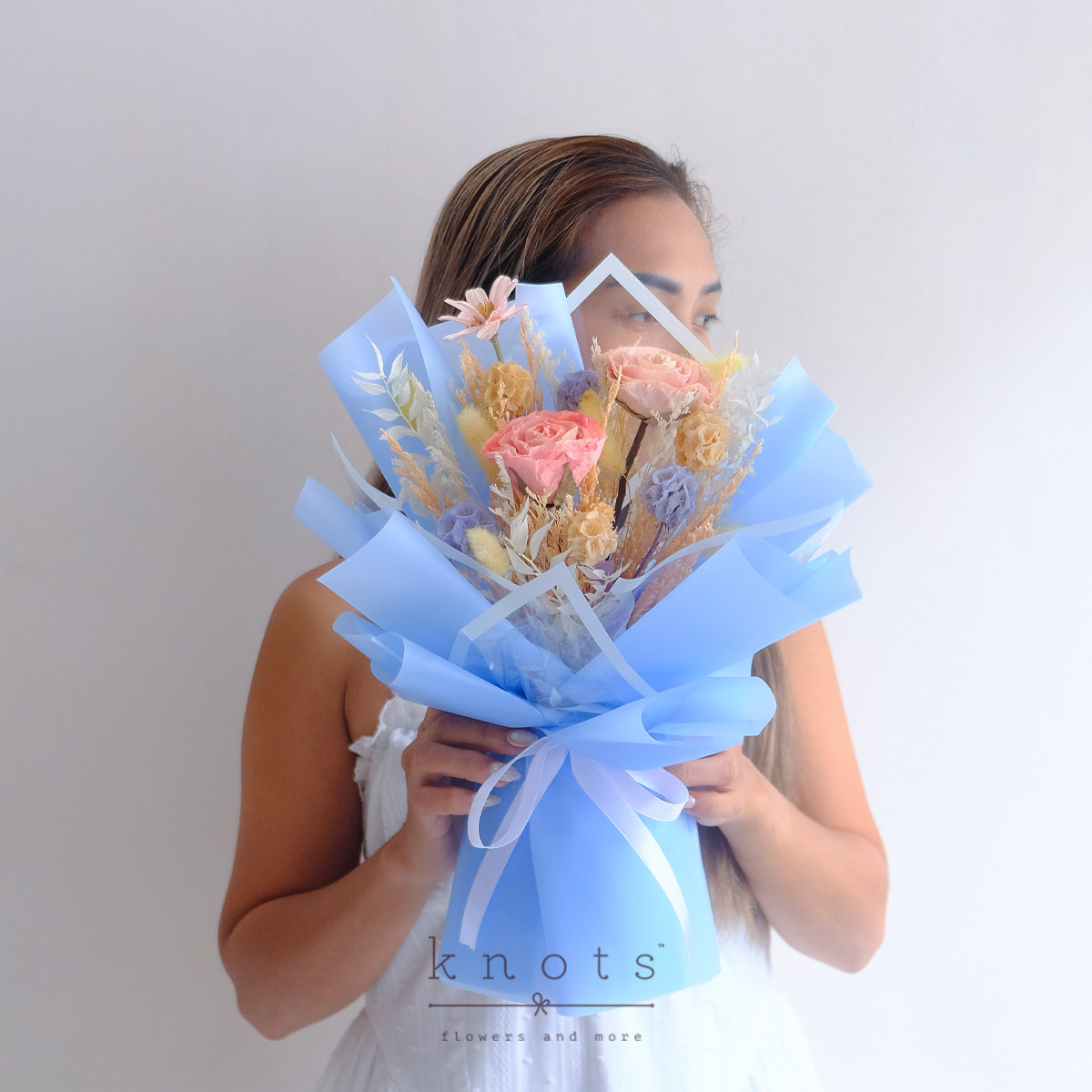 PDBQ2510-Heart-in-the-Sky-Dried-BouquetB_1200