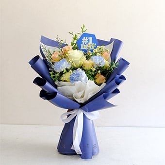 Number One Dad (White Ecuadorian Rose Bouquet)