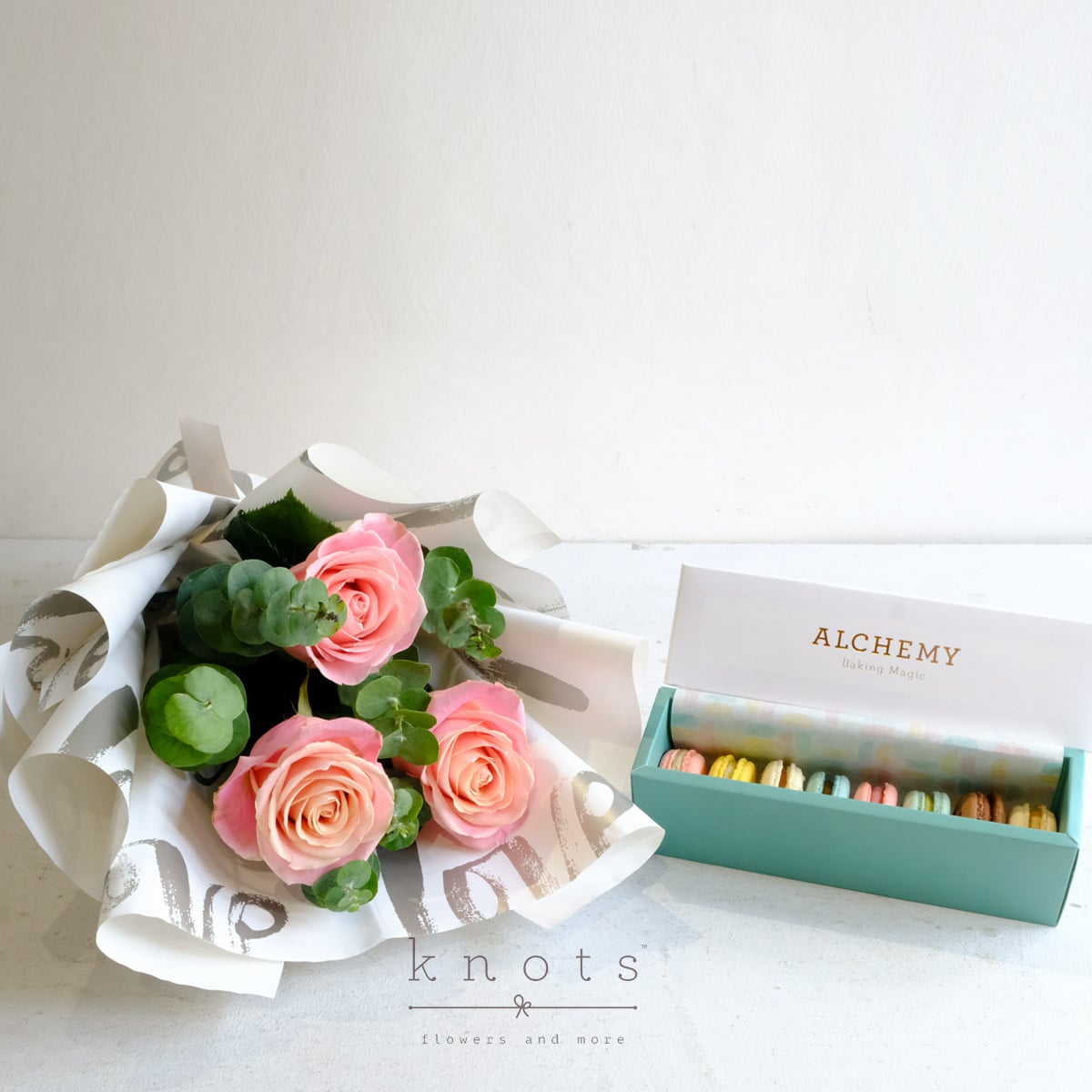 Petalicious Treats (Pink Ecuadorian Roses Bouquet with Macarons)
