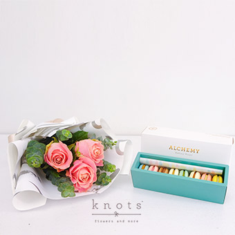 Petalicious Treats (Pink Ecuadorian Roses Bouquet with Macarons)