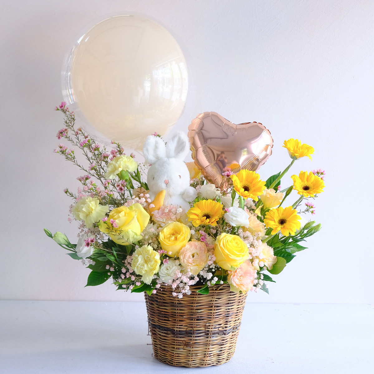 Cuddly Blooms (Roses, Gerbera, Balloon & Cuddly Arrangement)