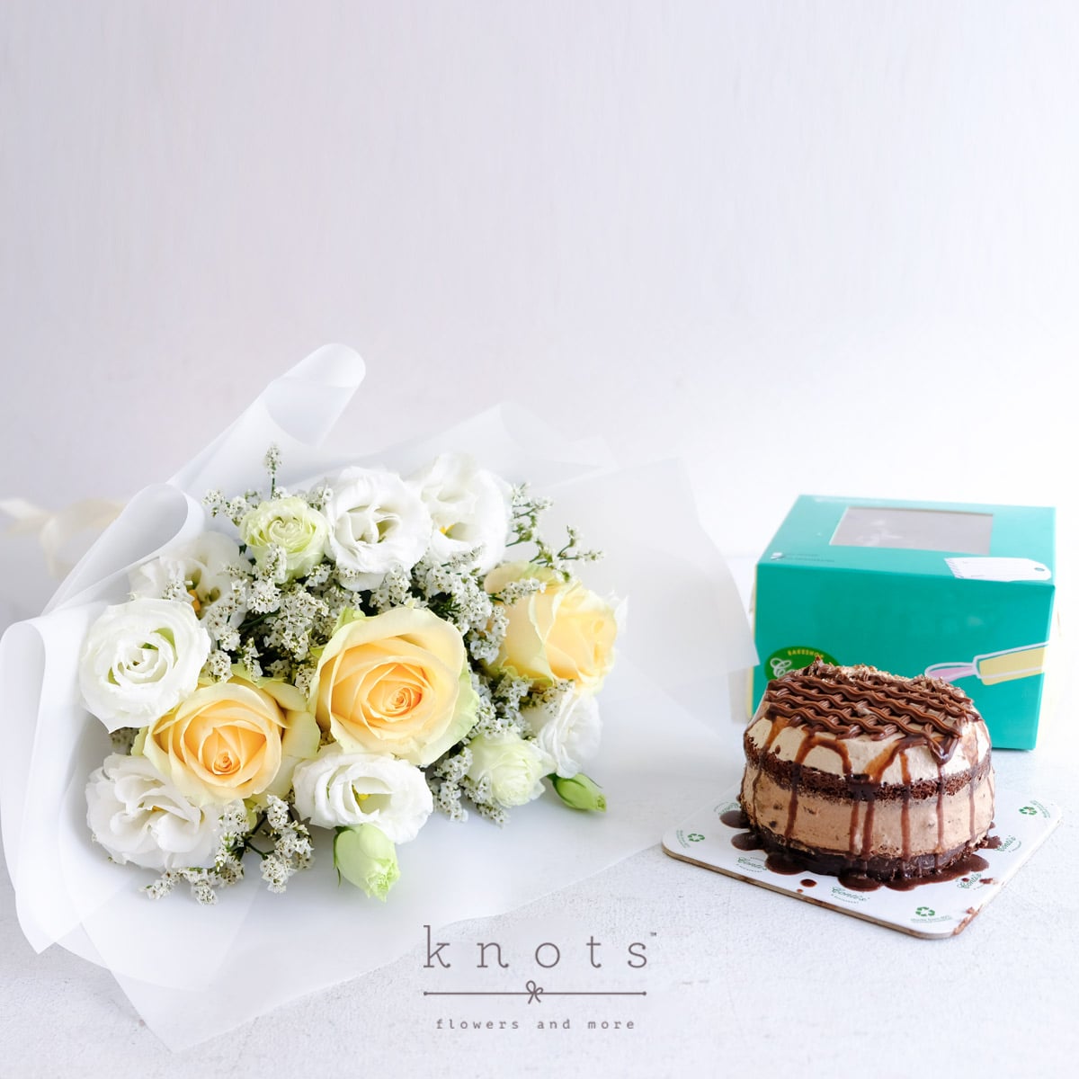 Dainty Delights (Peach Roses Bouquet and Cake)