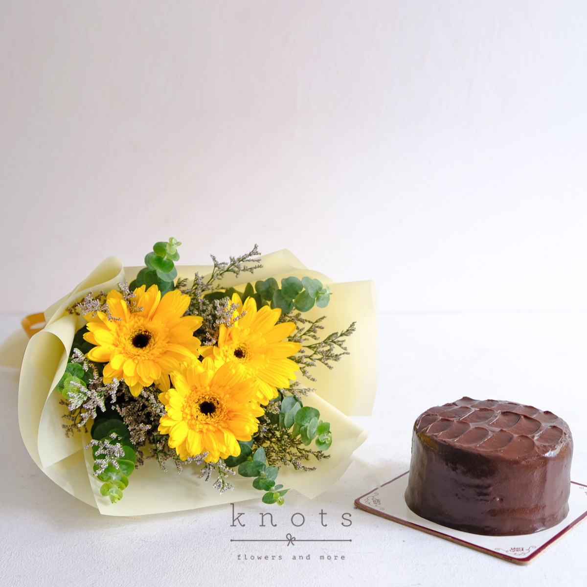 Smiles & Sweet (Yellow Gerbera Bouquet and Cake)