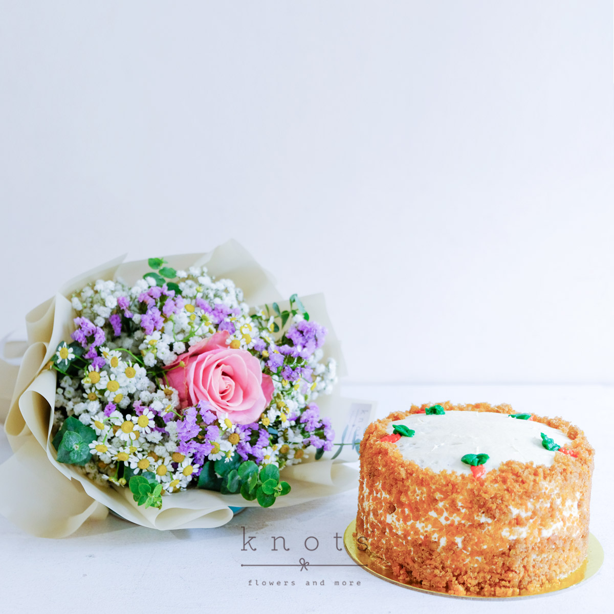 Lovely Sensations (Pink Ecuadorian Rose Bouquet and Cake)