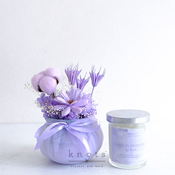 Serene Escape (Mini Preserved/ Dried Arrangement and Candle)