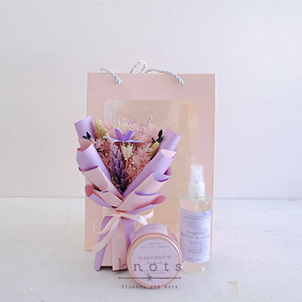 Whispering Petals (Mini Dried Bouquet, Candle and Room Spray)
