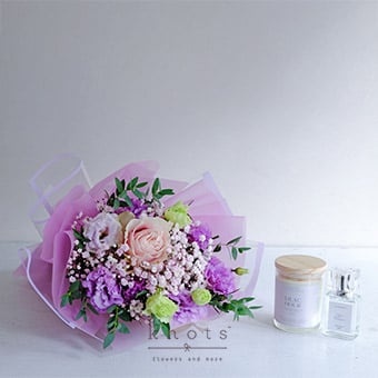 Moment to Shine (Pink Ecuadorian Rose with Candle and Perfume)