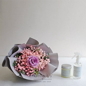 Ethereal Mist (Purple Rose Bouquet with Candle & Scent)