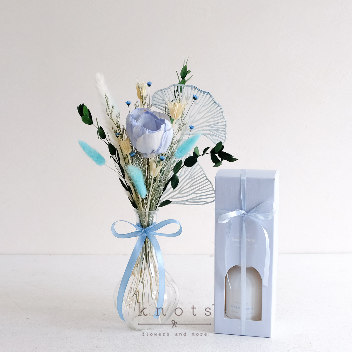 Serene Spritz (Flowers and Gift)