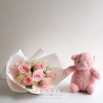 Pink Snugglebug (Pink Rose Bouquet and Cuddly)