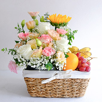 Sweet Orchard (Fruits and Flowers Gift Basket)