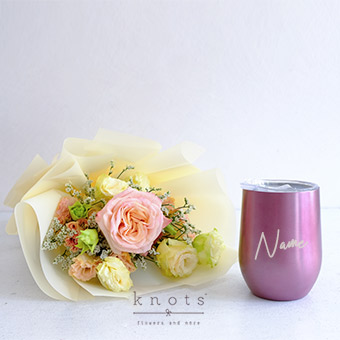 Lovely Caress (Peach Ecuadorian Rose Bouquet with Tumbler)