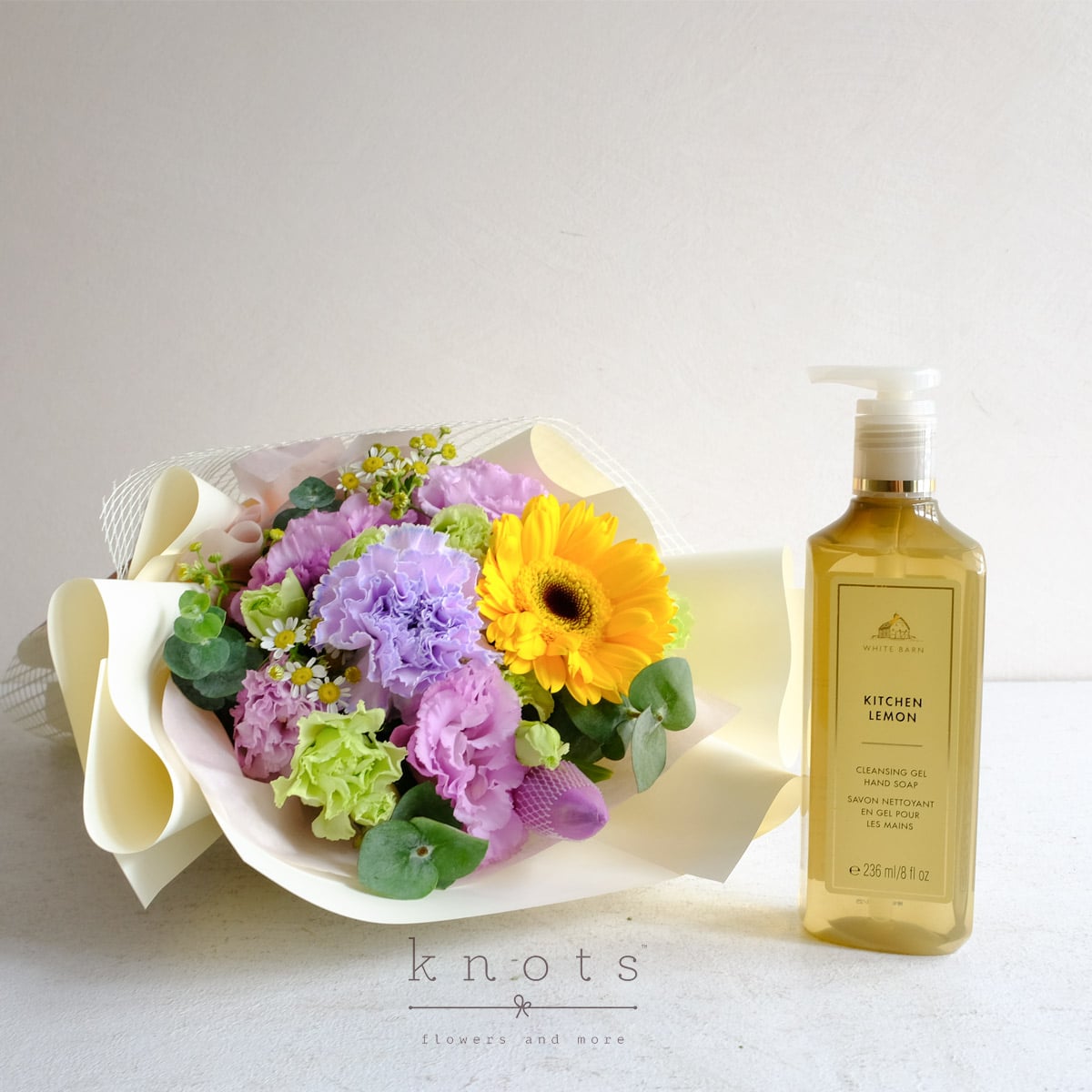 Botonical Bliss (Flowers and Gift)