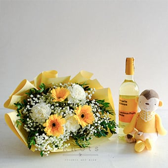 Golden Giggles (Yellow Gerbera Bouquet and Gifts)
