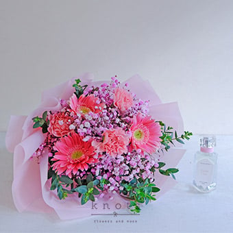 Dreamy Pink (Pink Gerbera Bouquet with Perfume)