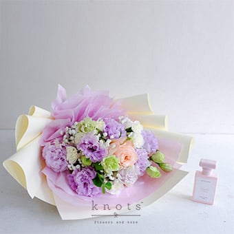 Vanilla Dream (Peach-Pink Ecuadorian Rose with Perfume)