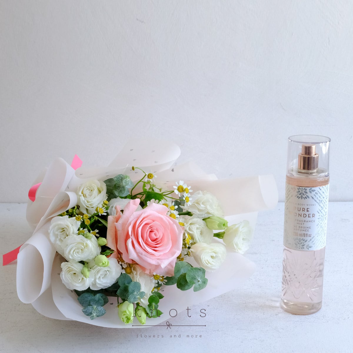 Rosy Reverie (Pink Ecuadorian Bouquet with  Perfume)
