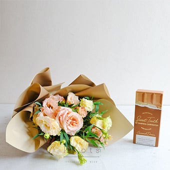 Fragrant Amber (Peach Ecuadorian Rose Bouquet and Perfume)