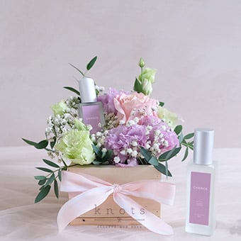 Morning Dew (Rose Arrangement & Perfume)