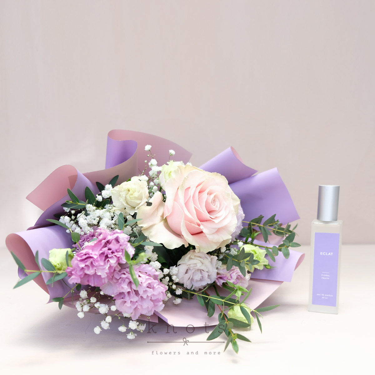 Ramona (Pink Ecuadorian Rose Bouquet w/ Perfume)