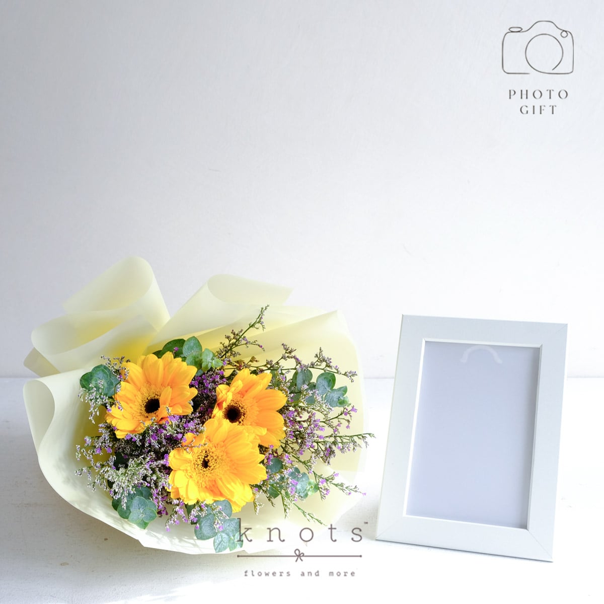 Begin with Smile (Gerbera Bouquet w/ Photo Gift)