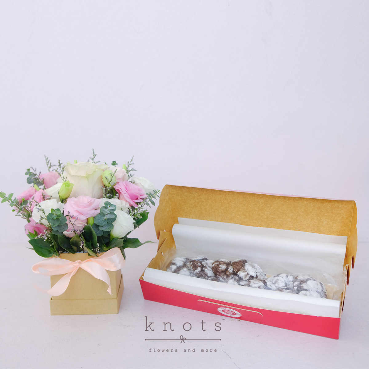Special Surprise (Pink Ecuadorian Rose Arrangement w/ Crinkle Cookies)