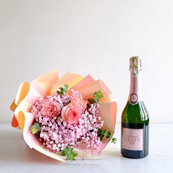 Rosé Serenade (Pink Rose bouquet and Wine)