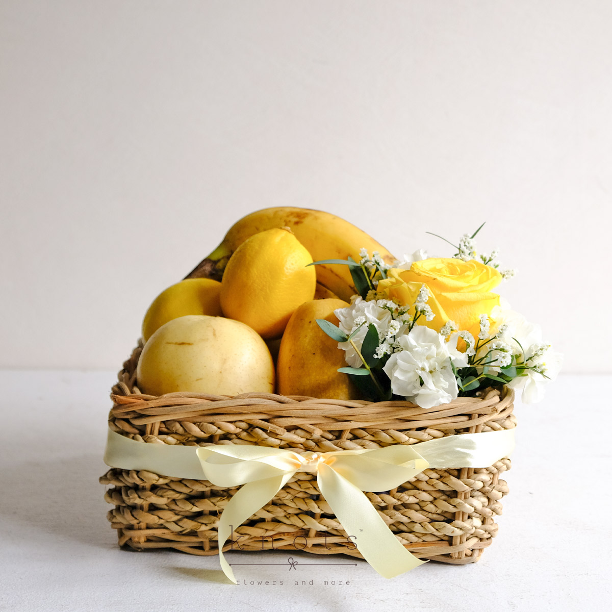 Golden Serenity (Fruits and Flower Gift)