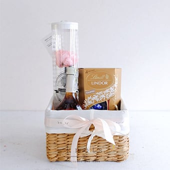Sweet & Spirited (Gift Hamper)