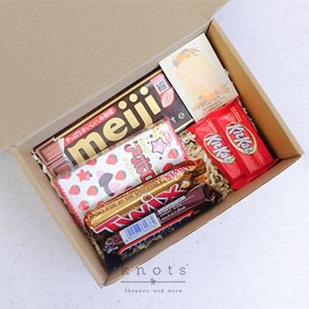 Kira Leo (Gift Box)